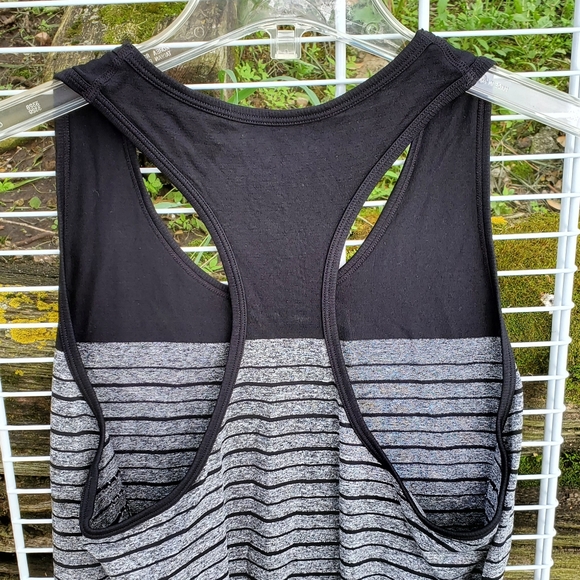 DANSKIN NOW Dri More Racerback Tank Top Large - Picture 8 of 9
